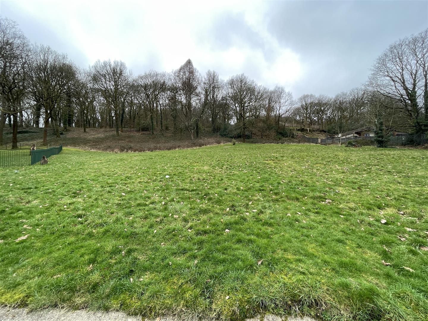 4 Bedroom House Mid Terrace Cadwaladr Street, Mountain Ash Durbin & Co